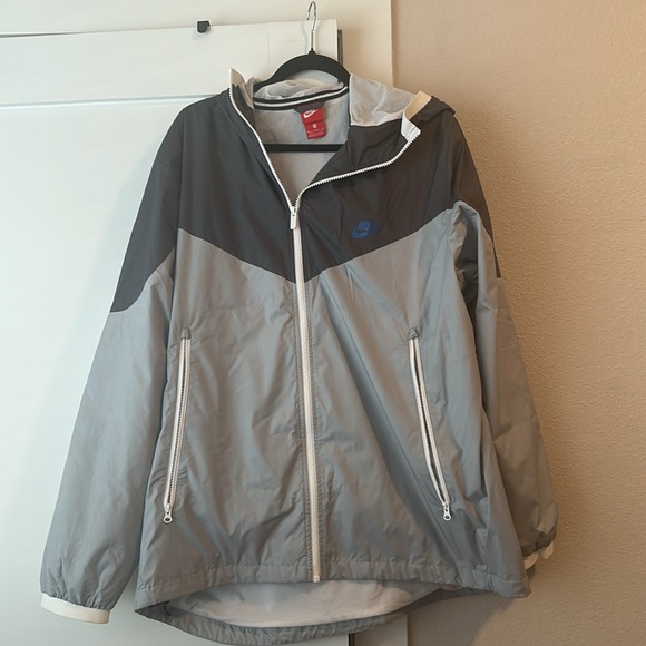 Men’s Nike Windbreaker Jacket - XL - Picture 2 of 7